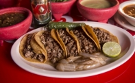 Los Tacos Parrillada