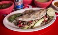Los Tacos Parrillada